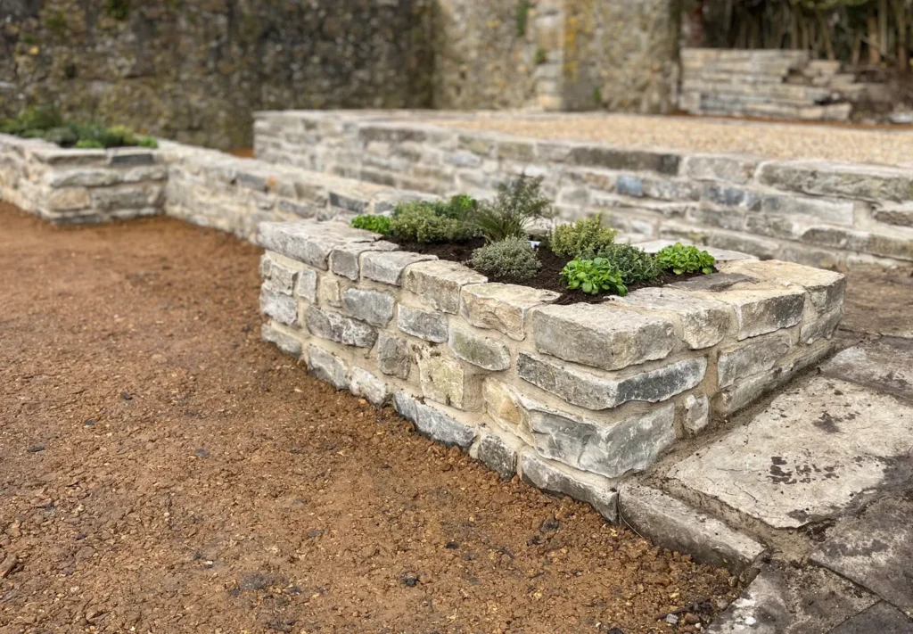 Mortared Stack Stone Mortared Stone Retaining Wall 25 Bedrooms That Celebrate The Textural